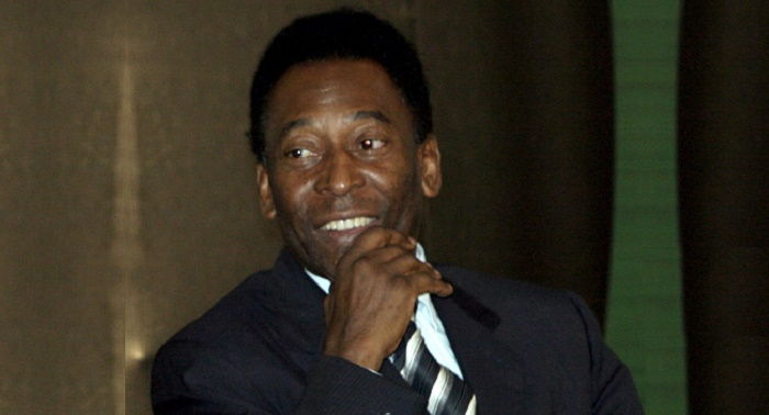 https://commons.wikimedia.org/wiki/File:Pele200802FabioRodriguesPozzebomAgenciaBrasil.jpg