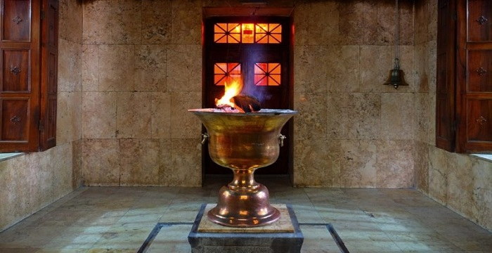 Zoroastrian-Fire-Temple2
