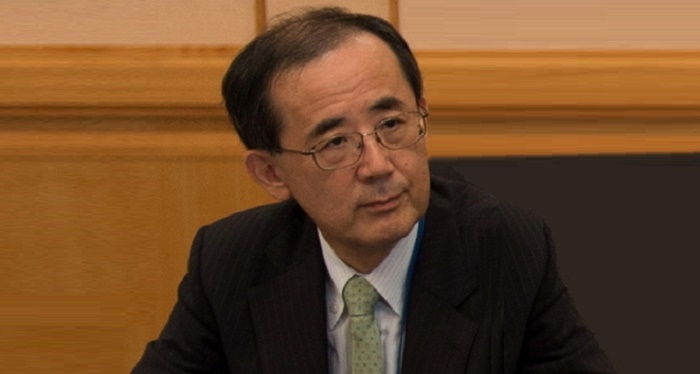 https://commons.wikimedia.org/wiki/File:Masaaki_Shirakawa_2012.jpg